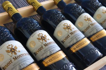 开个酒庄宅男黄色网址店需多少资金投入