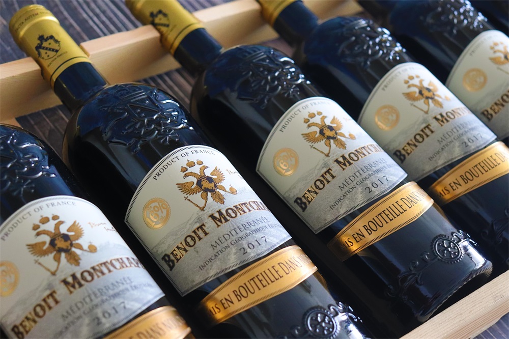 开个酒庄宅男黄色网址店需多少资金投入