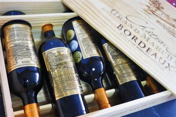 现在开个红酒宅男黄色网址店利润有多大